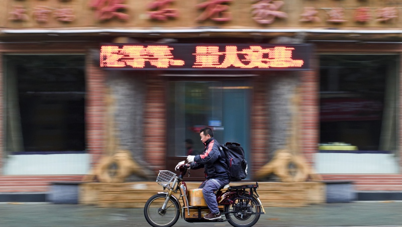 貨運司機、外送員將被取代？阿里推「無人卡車」，1700萬份工作恐消失
