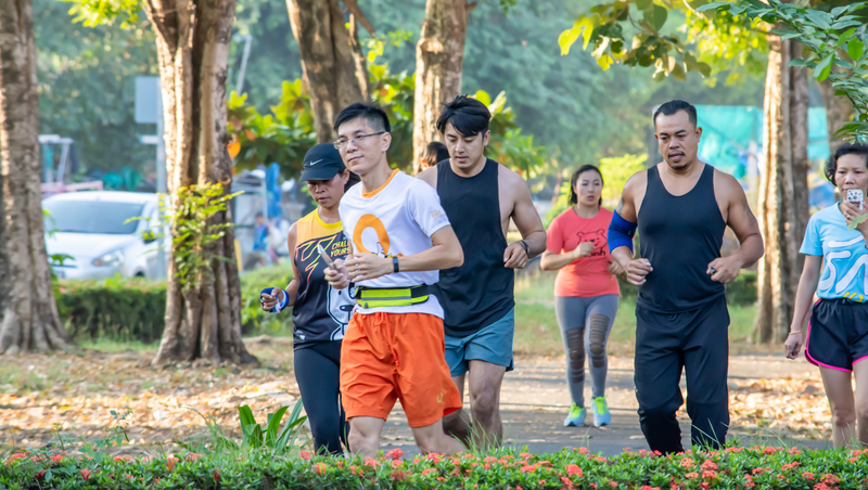中國年輕人瘋線上付費馬拉松，卻又花錢找人代跑⋯是為了什麼？