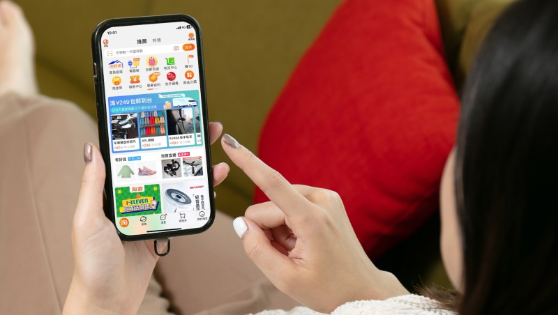 將金融自主權交給客戶，中國信託攜手淘寶APP推出全台唯一跨境電商服務，擴大場景支付