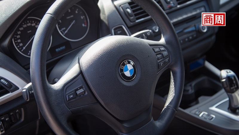 每月繳租金，豪車換著開！BMW宣告終止汽車訂閱，但為何保時捷需求強勁？