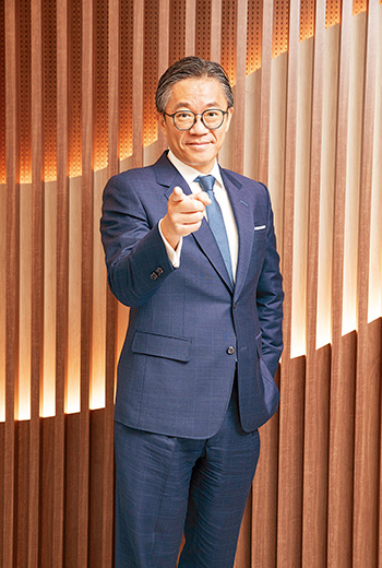 台灣AI趨勢大師到飯店股王，10大產業領袖2025關鍵洞察（上）