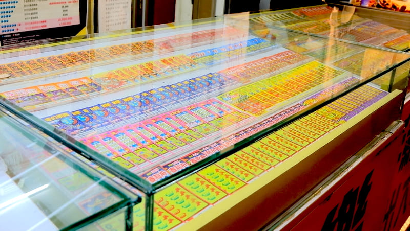 「買彩券」英文不是buy lottery！正確說法是？