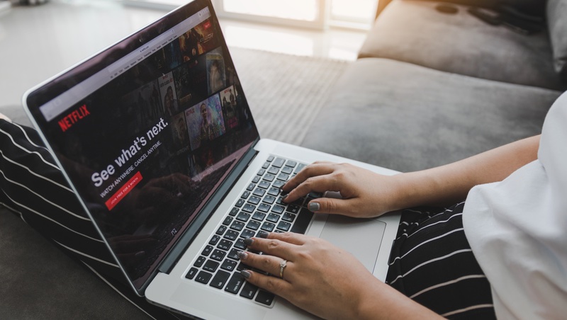 Netflix開抓台灣寄生帳號⋯非同住人可用這2方法續看