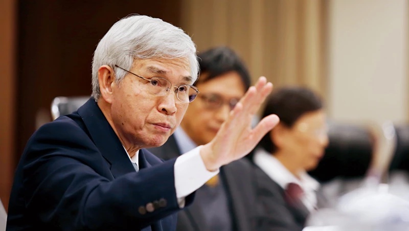 全球央行總裁評比出爐》楊金龍拿下第4個A！Fed主席鮑爾未入A級行列
