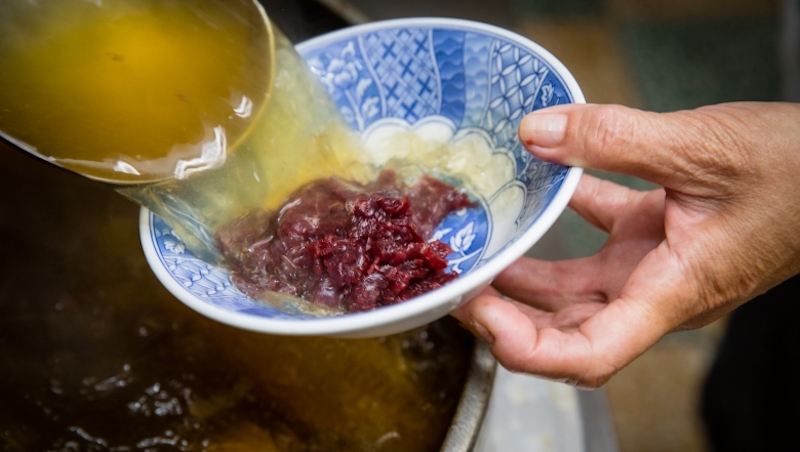 牛肉湯的領會：比起服務，台南老闆更在乎餐點好吃、客人有沒有用正確方式吃