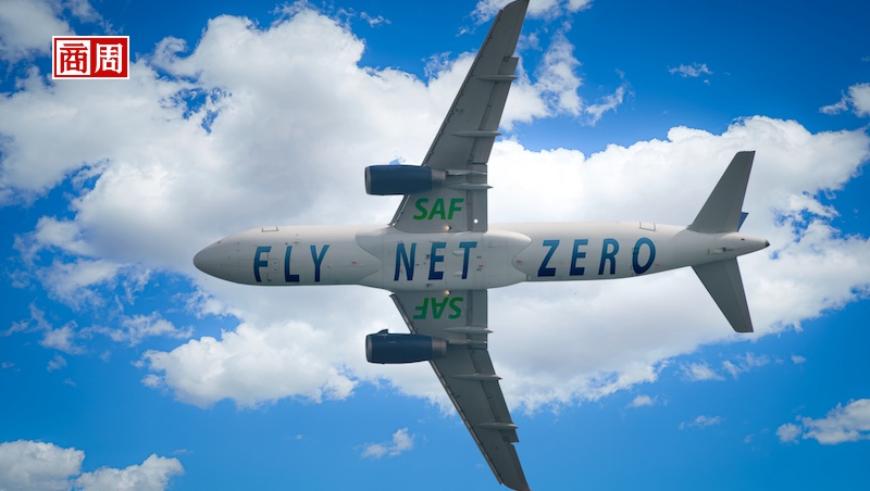 航空公司不減碳不能飛！這個用餿水做的「救命油」，將決定你未來機票錢