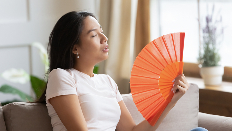 天氣熱頭暈想吐，小心中暑！熱傷害有哪些症狀？怎麼預防？
