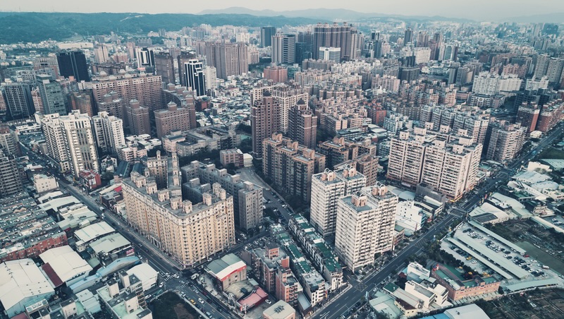 大建商倒閉潮蔓延全球⋯台灣房市風暴何時來？