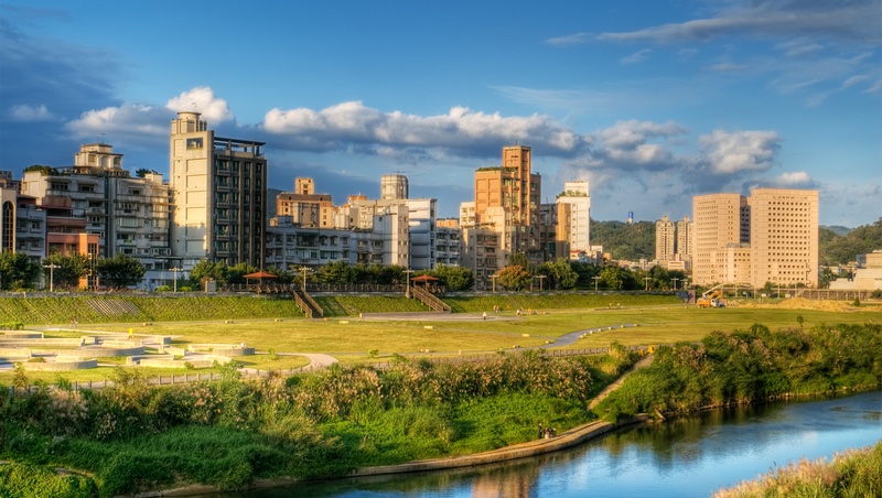 平均地權條例過了！從資金面看端倪：自住屋2023年會跌價？
