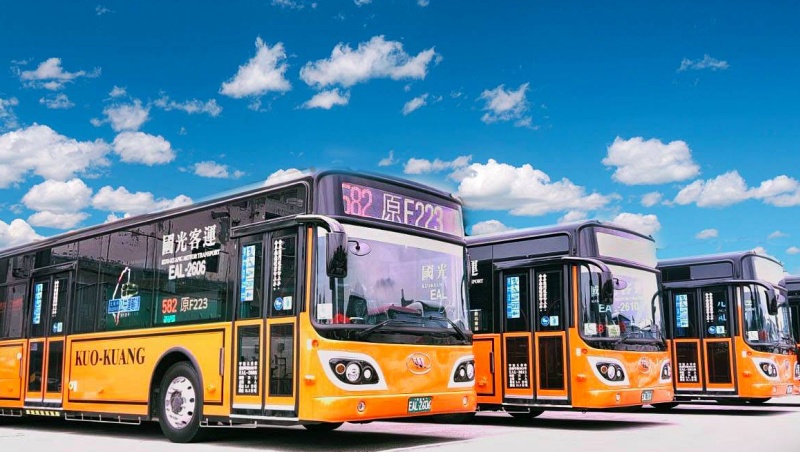 淨零總動員》2030年，台灣「電動巴士」全面上路？國光客運總座：沒那麼快