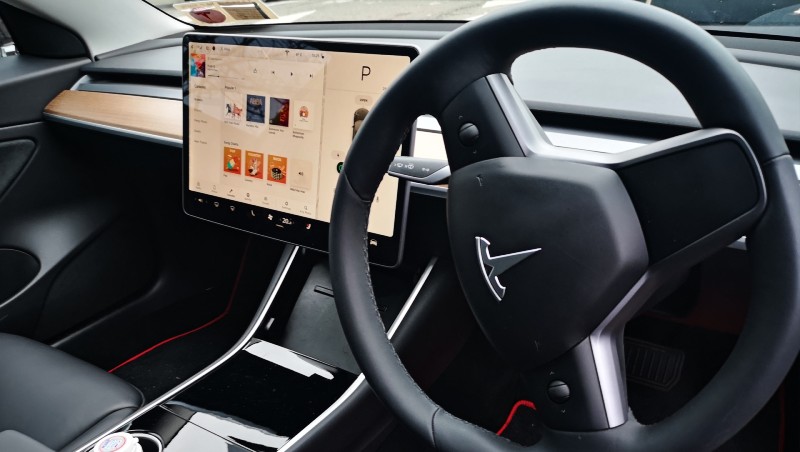特斯拉PK豐田》銷售之王比一比！電動車，比燃油車「更不環保」？