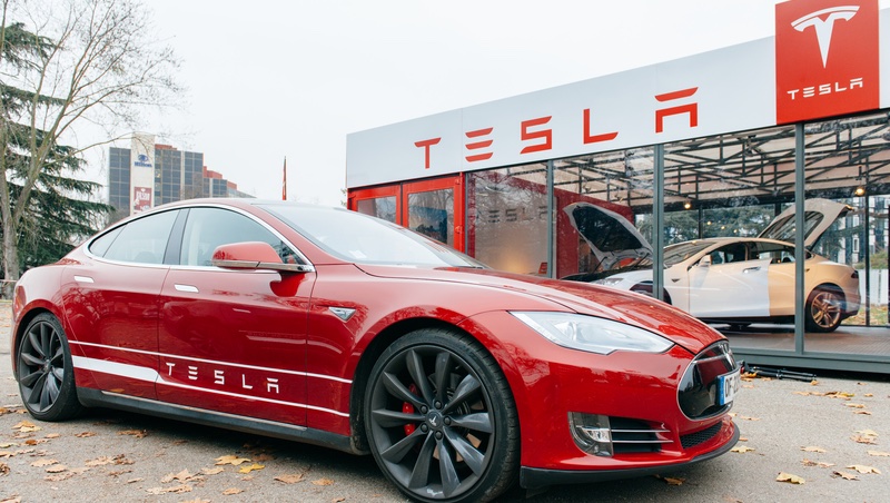 Q1交車數衰退、特斯拉全球裁員10%⋯馬斯克：必須做「最討厭的事」 