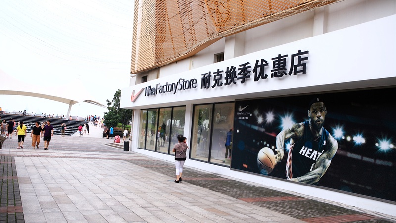 亞運中國選手不穿國貨、穿Nike，強龍如何壓過地頭蛇安踏、李寧？