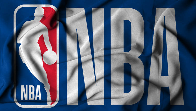新秀還是巨星？NBA球員交易背後的長期思維