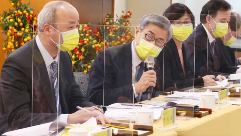 台股上衝一萬六 金管會主委黃天牧給投資人三提醒