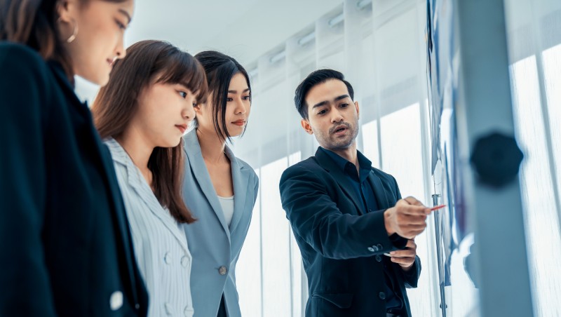 功力深淺高下立現！公開點評，如何才能做得好？一條萬用公式