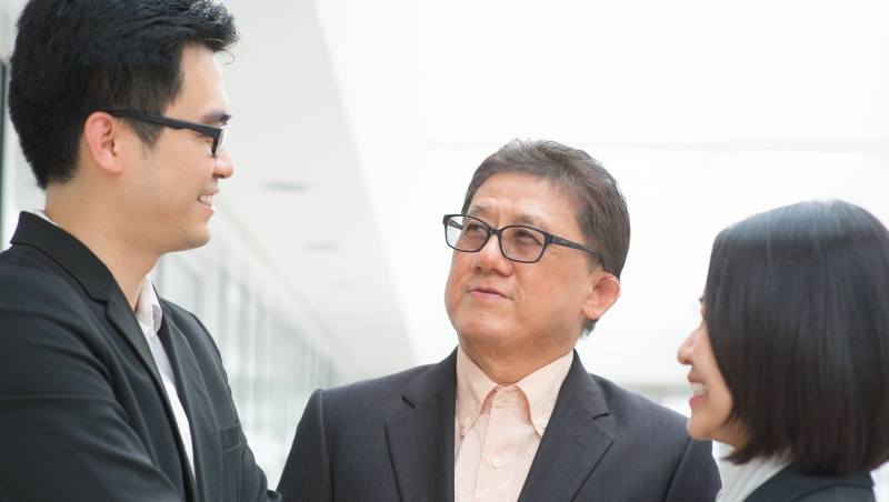小孩不餓，大人卻還要他「多少吃一點」？從一個小二生的對話，看管理的盲點