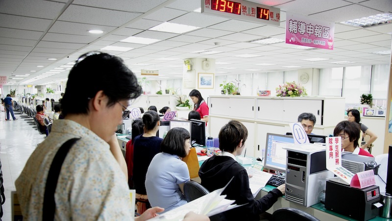 報稅壓力緩一緩！因應川普關稅衝擊，財政部擬延長申報至6月底