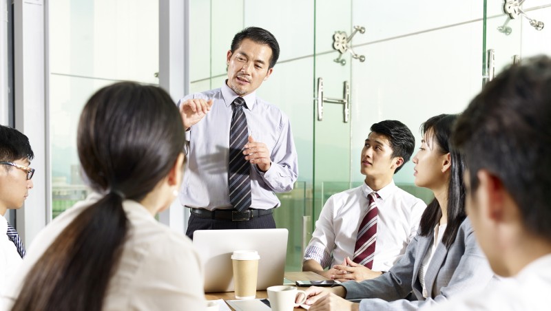 人人都想救公司，好點子卻沒人挺？企業轉型，為何會陷入「否定思維」