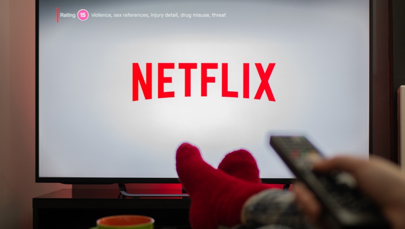 看影片也碳排！Netflix一年碳排高達110萬噸，原創影集占比最高