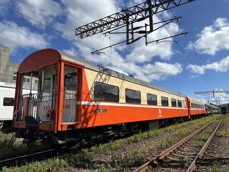 56年來首公開！台鐵「總統花車」9/18限量開賣，復古內裝曝光