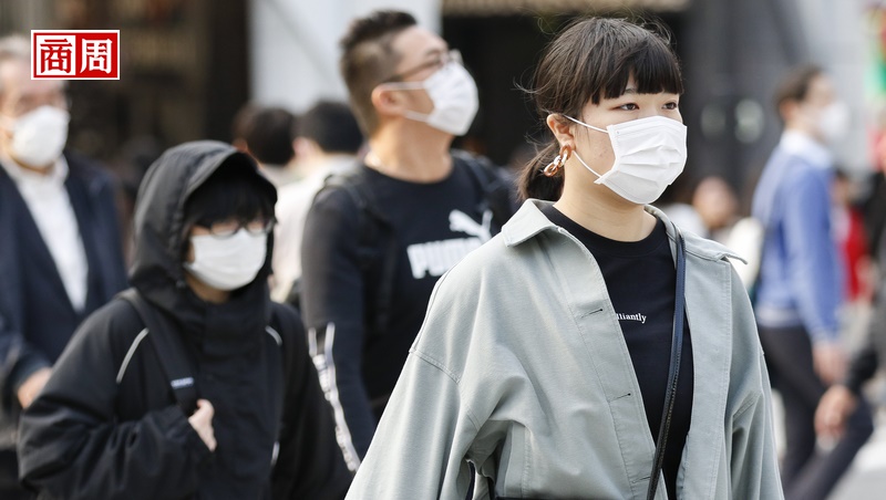 口罩解禁，亞洲人還是要戴！研究：自認沒魅力的人更難脫下