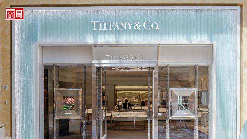  LVMH反悔說不買了，Tiffany提起訴訟！一年來發生什麼事讓兩精品反目？