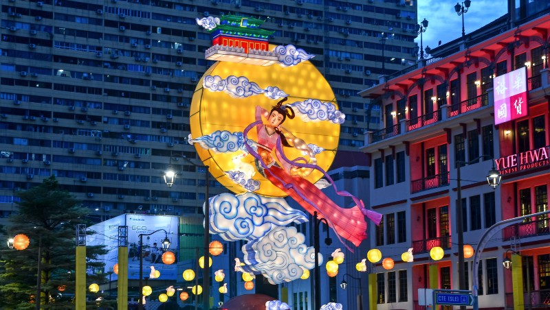 新加坡過中秋》月餅就愛榴槤味！熱門行程逛燈節？當地台灣人的3大驚奇