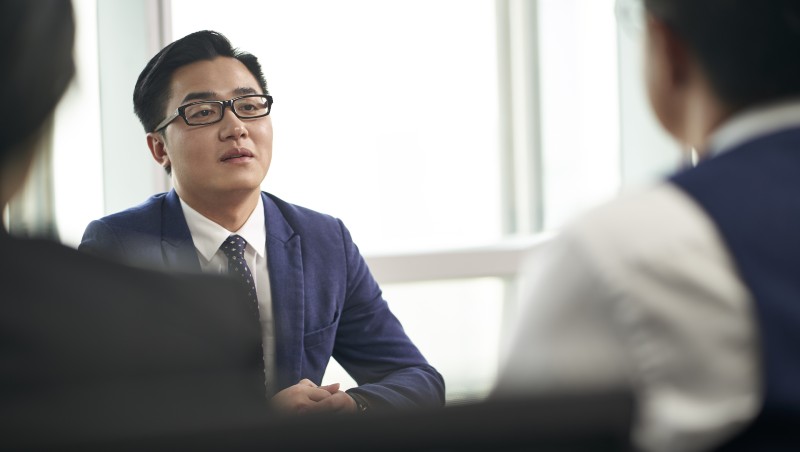 自認「中等偏上」，看上的職缺卻看不上你？上班族的市場價值，4招看清
