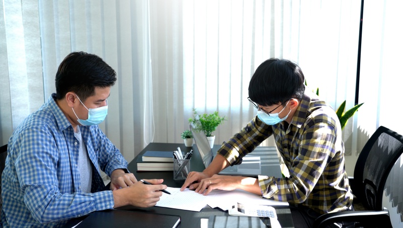 面試後人資才「電話核薪」，還來得及談薪水嗎？前輩教你該怎麼爭取