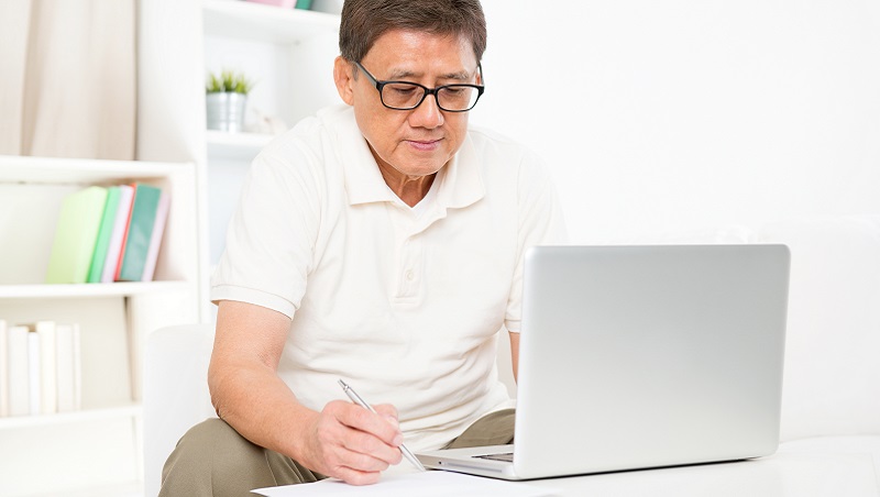 60歲「被失業」，應該存夠錢，為何要擔心家計？被刻意掩蓋的中年失業真相