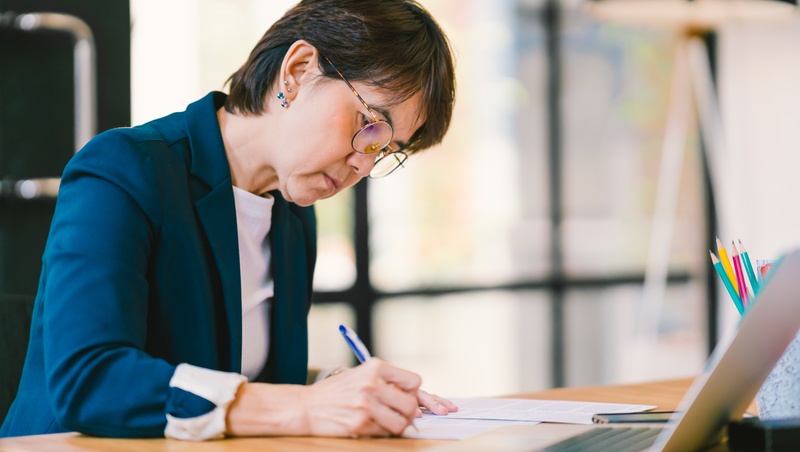 為何有些人工作3年，就能當企業顧問？破解「熬資歷」迷思的5個突破練習